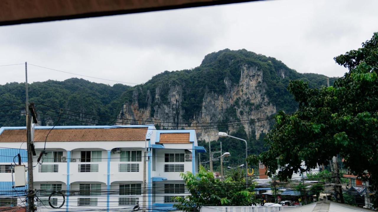 Aonang Knockout Hostel Ao Nang Exterior foto